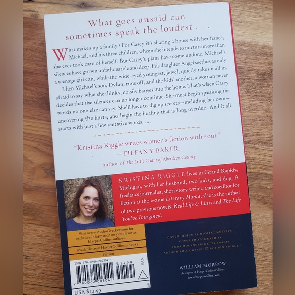 BOOK BUNDLE - TO BE SUNG UNDERWATER & THINGS WE DIDN'T SAY - 2 TOTAL - NEW - Picture 7 of 9